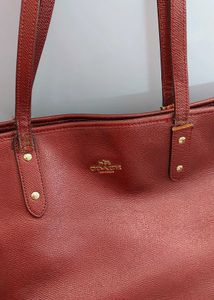 Authentic Coach shoulder bag