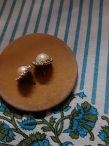 lovely  pearl studs