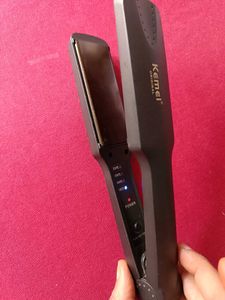 Kemei &amp; nova Hair Straightener new condition