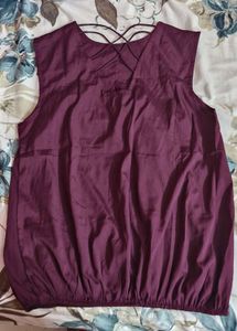 Beautiful Stylish Top With Back Highlight