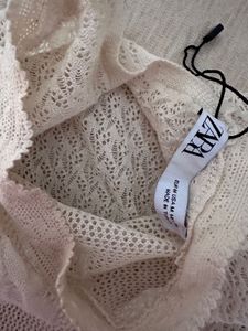 ZARA LACE KNIT TOP