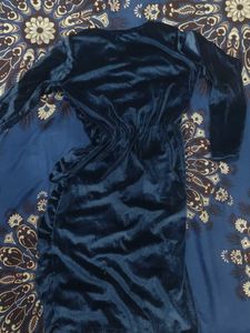 Elegant Blue Velvet Midi Dress