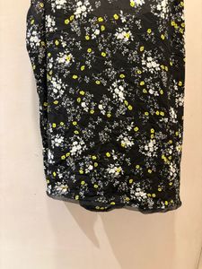 Beautiful Over Size Floral Lace Trim Cami Top