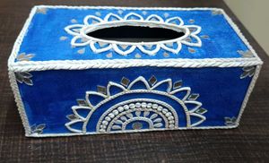 Elegant Lippan Tissue Box