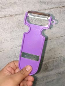 Movable Peeler With Slicer
