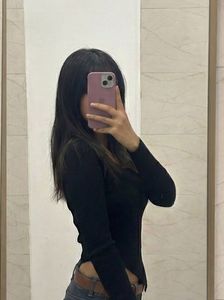 Chic Black One-Shoulder Top