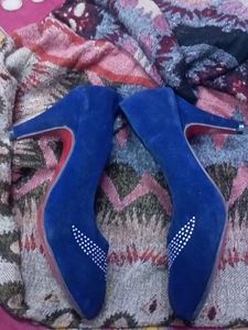 ELECTRIC BLUE RHINESTONE POINTED TOE STILETTO HEEL