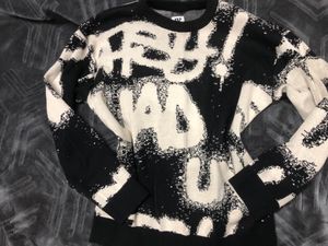 Graphic Print Knit Sweater