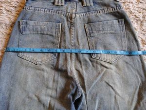 High Waisted Straight Fit Jeans