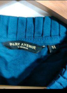 NEW PARK AVENUE Casual Top