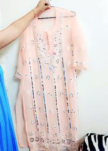 Lakhnavi Kurti