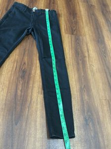 H&amp;M girls jeans 10-11yrs size