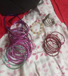 Mix Churi Of Different Colour Only In ₹199