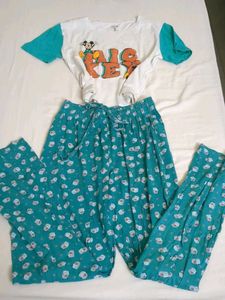 Combo Of Tshirt And Lower