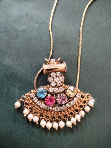 Vintage Jeweled Pendant Necklace