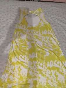 A Simple Dress With Very Pretty Colour