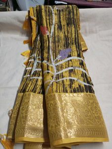 used Elegant Printed Saree