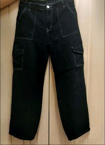 BLACK JEANS