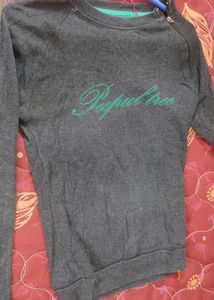 Sweater With Chain Style