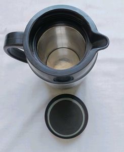 🛑Tea Kettle With 2 Breakfast Plates