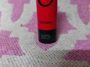 One Colour Cream Bright Fuchsia Lipstick