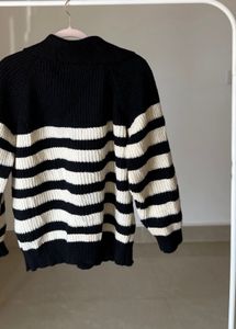 Stripe Semi-high neck zipper pullover
