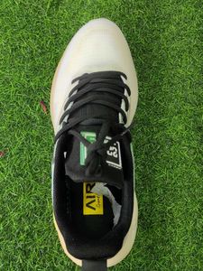 boys shoes