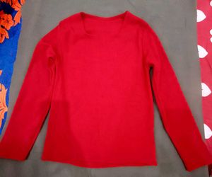 Red Top ❤️🎀 Limited Time Offer ⏰