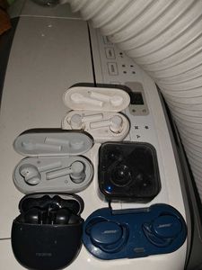 oneplus 2 airbuds realme 1 butts nothing one butt
