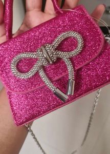 Stylecast Mini Glitter Bag With Sling. (New)