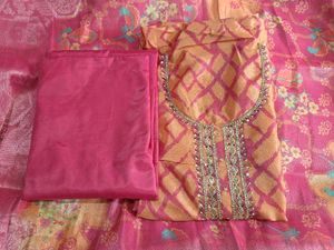 BEAUTIFUL BANARSI NEW SUIT