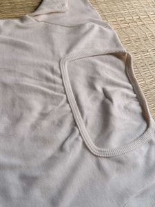 Trendy Ribbed Crop Top (Almost New)