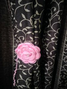 Curtain holder - Pink Flower