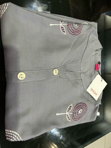 Not Used Elegant Grey Embroidered Kurta Size XXL