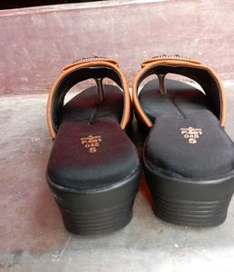 Stylish Tan women&#39;s footwear 👠