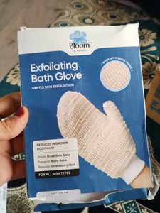 Bloom Exfoliating Bath Glove