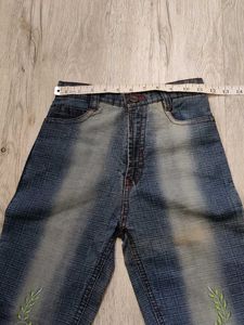 Ma1384 Sabrin bootcut jeans waist 24 inches
