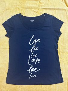 Love T-shirt