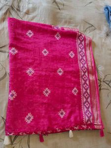 Beautiful 😍 rose 💕 colour saree 😘