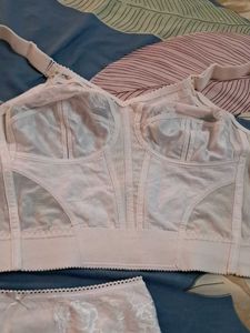 Triumph  Coreset   N Panty  Combo