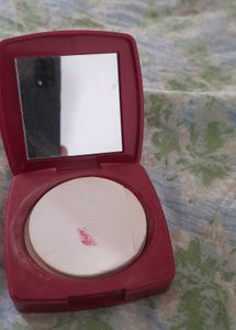 Lakme Compact Powder