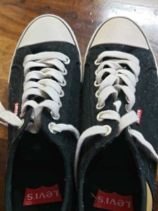 Levi&#39;s Canvas