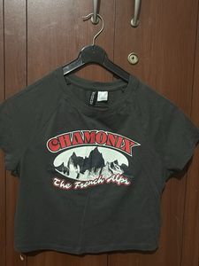 Chamonix Graphic Crop Top