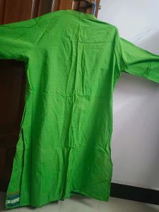 Green Embroidered Kurta
