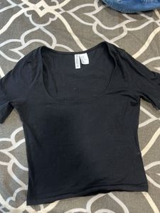 Basic H&M Tee