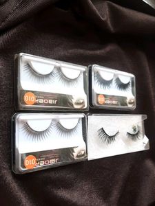 4 Different Eyelashes Set