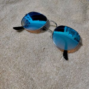 Trendy Blue Reflective Sunglasses – Unisex