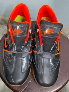 Black 🖤 And Orange 🧡 Sports Shoes For Boys