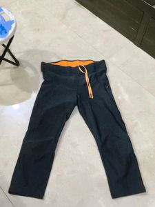 H & M Active Wear Capri