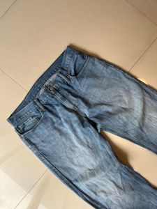 Levi’s 514 Straight Fit Jeans❗️